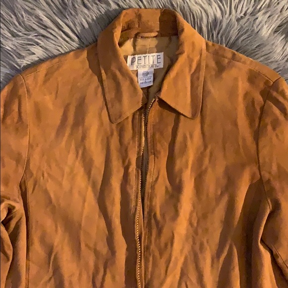 Leather jacket - Picture 3 of 6